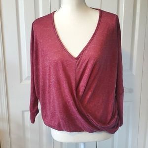 V-neck Twist Hem Mid Sleeve Top, light Burgundy, Medium